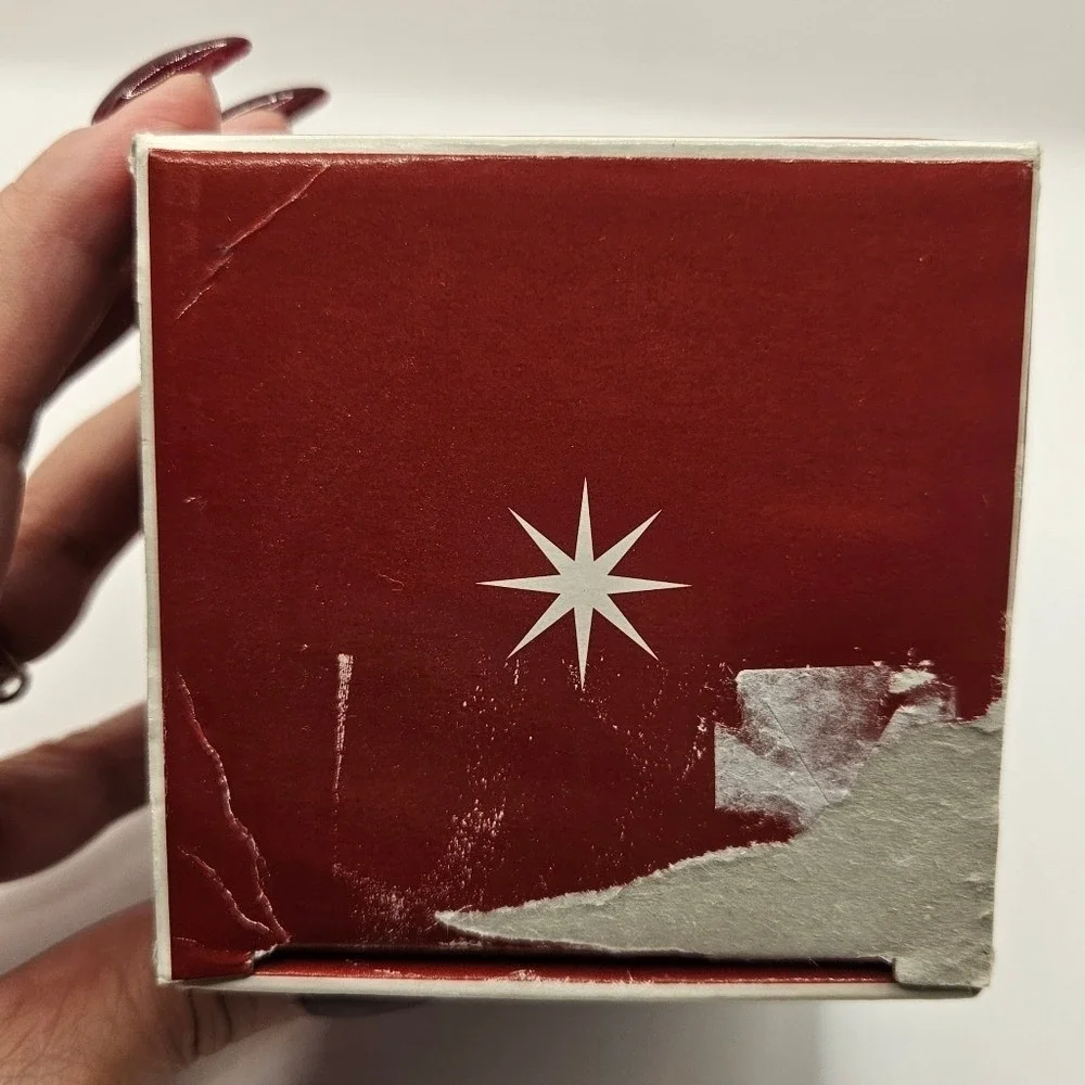 Mikasa holiday bloom
